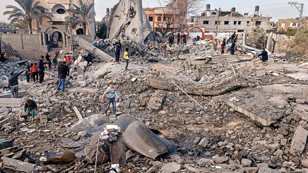 20 killed while waiting for aid, 150 others hurt