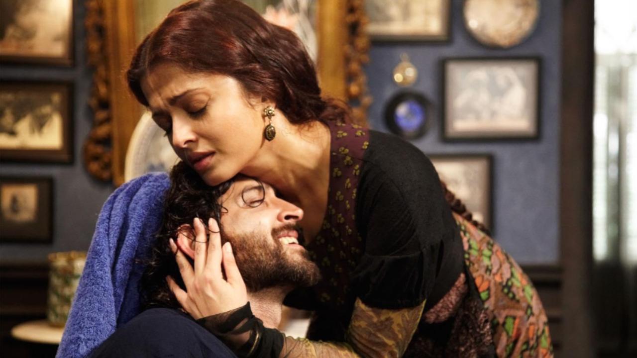 Directed by Sanjay Leela Bhansali, 'Guzaarish' narrates the story of a paralyzed magician-turned-Radio jockey Ethan Mascar (Hrithik) who files a petition in court seeking permission to end his life. Hrithik's performance in the film was highly appreciated by critics but the film did not do well at the box office. It also stars Aishwarya Rai and Aditya Roy Kapur in key roles