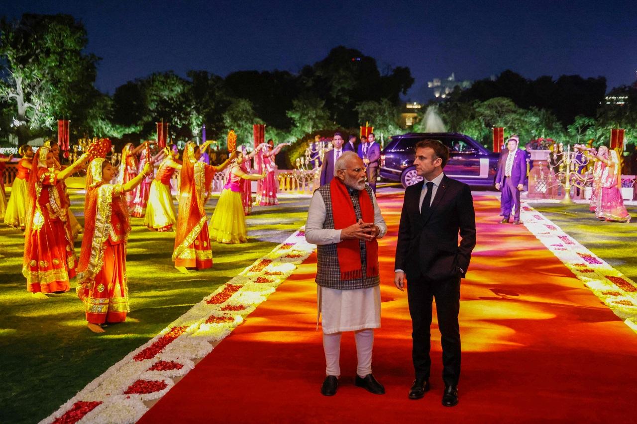 PM Modi also hosted a banquet for Macron and the members of his delegation at the hotel