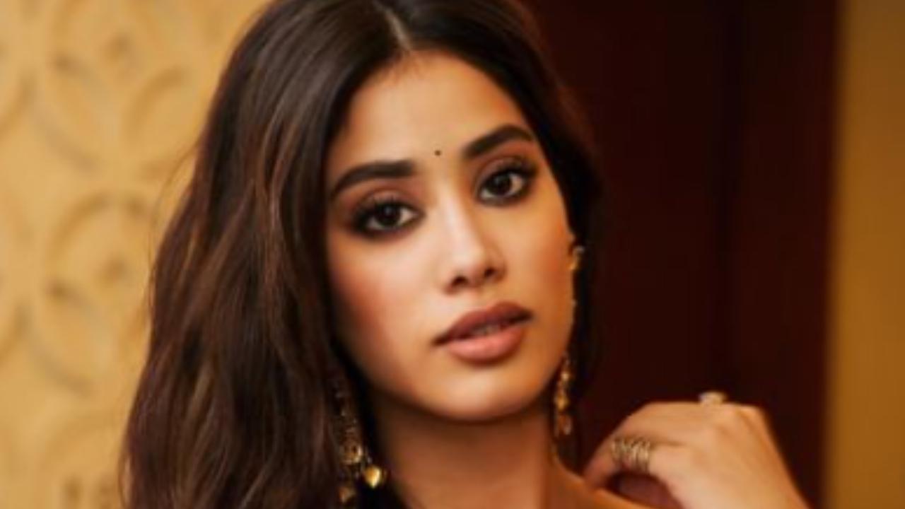 Janhvi Kapoor on dating actors: They get very competitive and very weird