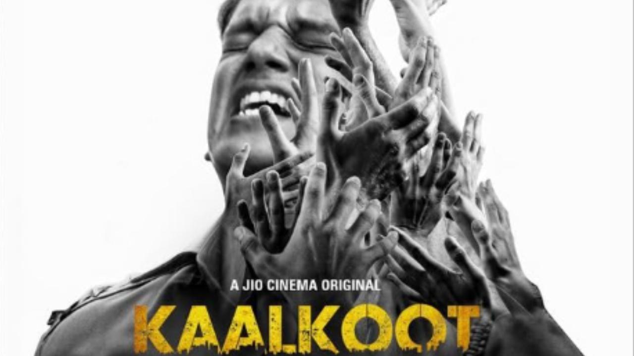 Directed by Sumit Saxena, 'Kaalkoot' is a criminal drama TV series on JioCinema that stars Vijay Varma, Yashpal Sharma, Gopal Dutt, Seema Biswas, and Shweta Tripathi in the lead