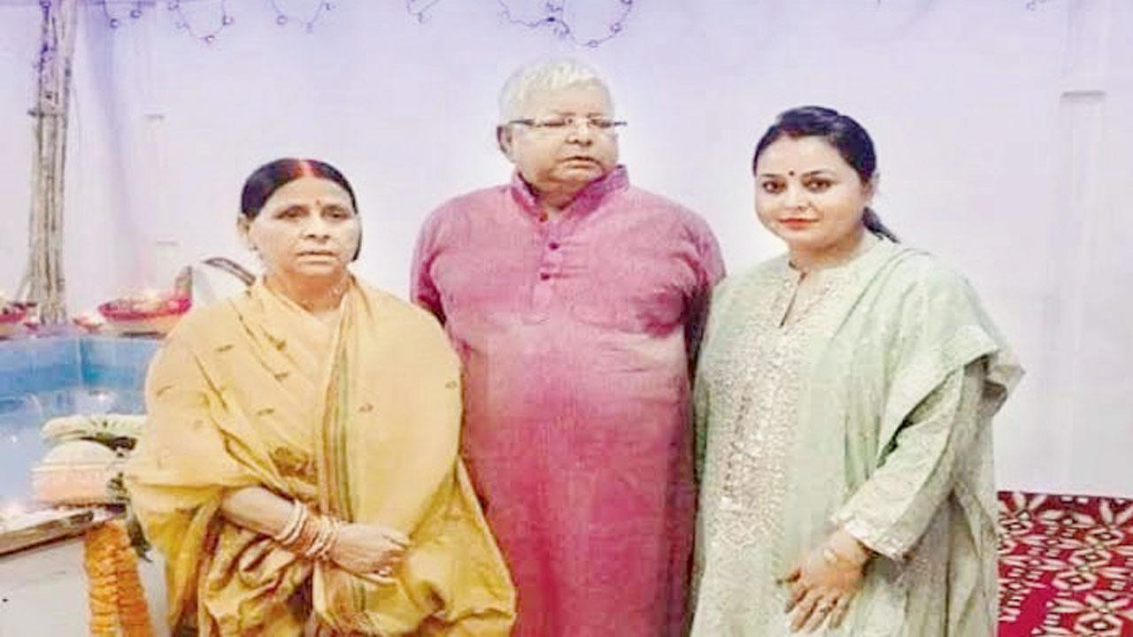 Lalu’s family in trouble; Rabri, Misa named in charge sheet