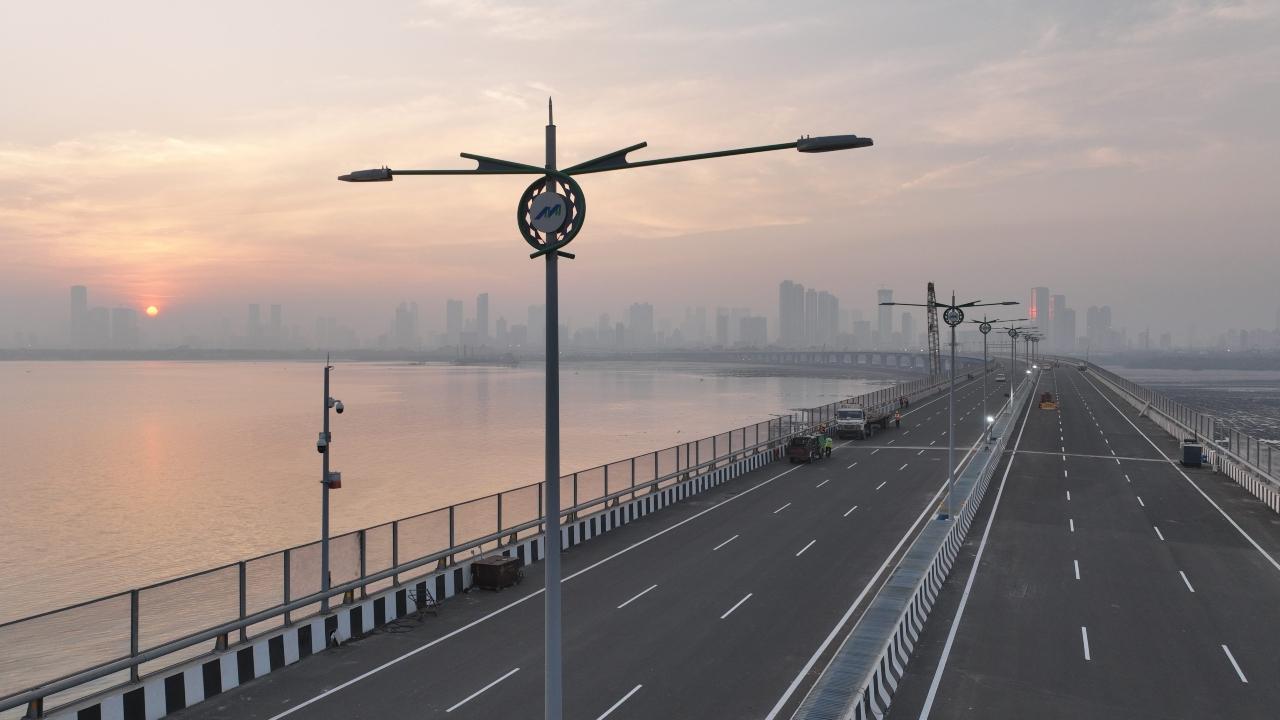 Mumbai Trans-Harbour Link, also known as Atal Setu named after former PM Atal Bihari Vajpayee, will be inaugurated by Prime Minister Narendra Modi on January 12. Pics/MMRDA