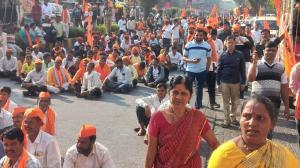 Maratha quota activist Manoj Jarange Patil leads scores of protestors to Mumbai