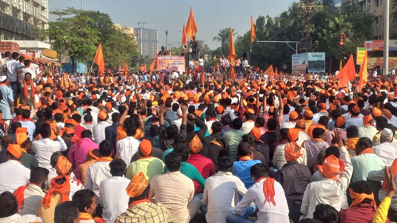 Jarange, challenging the police notice, called upon Chief Minister Eknath Shinde and deputy Chief Ministers Devendra Fadnavis and Ajit Pawar for a personal discussion to resolve the Maratha quota issue.