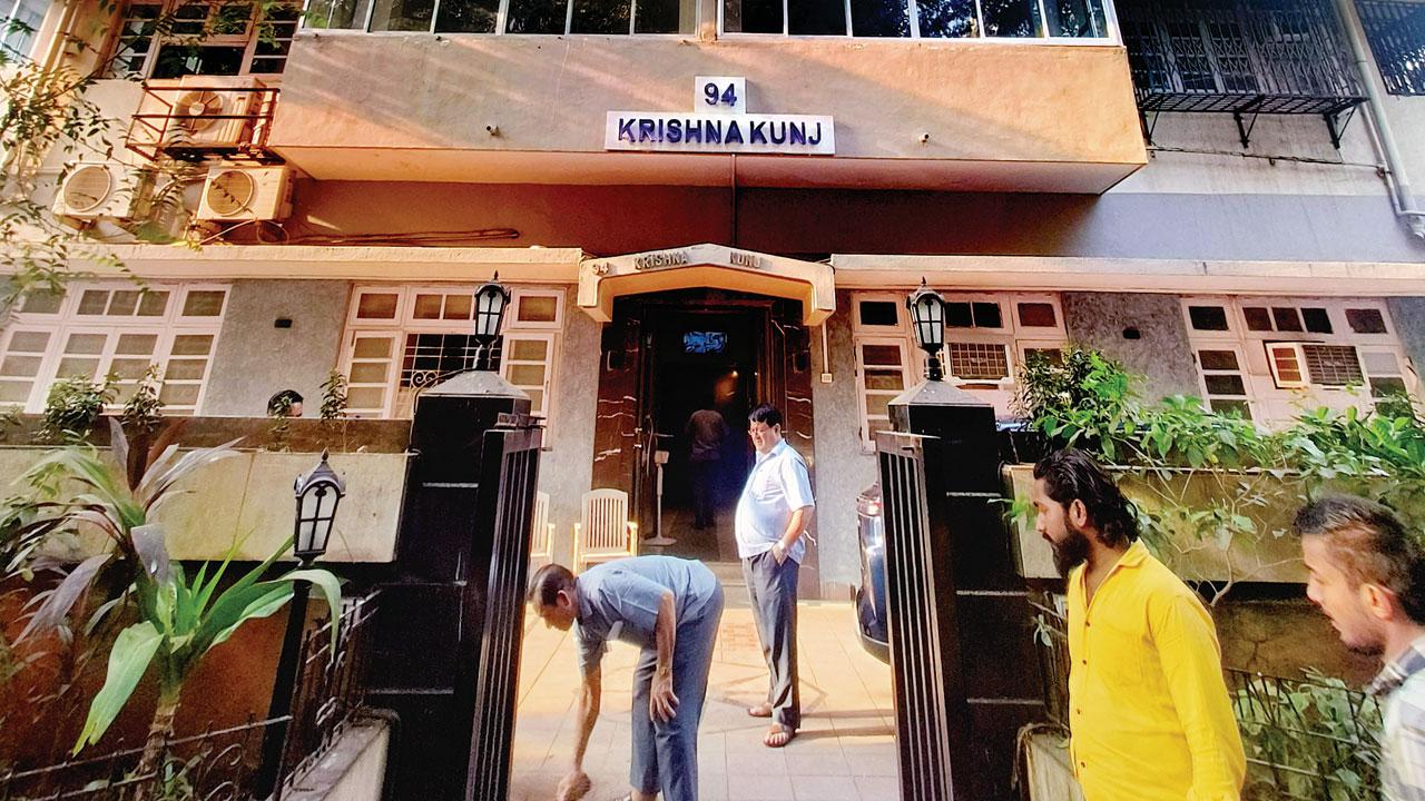 Sanjay Shah’s family residence in Marine Lines