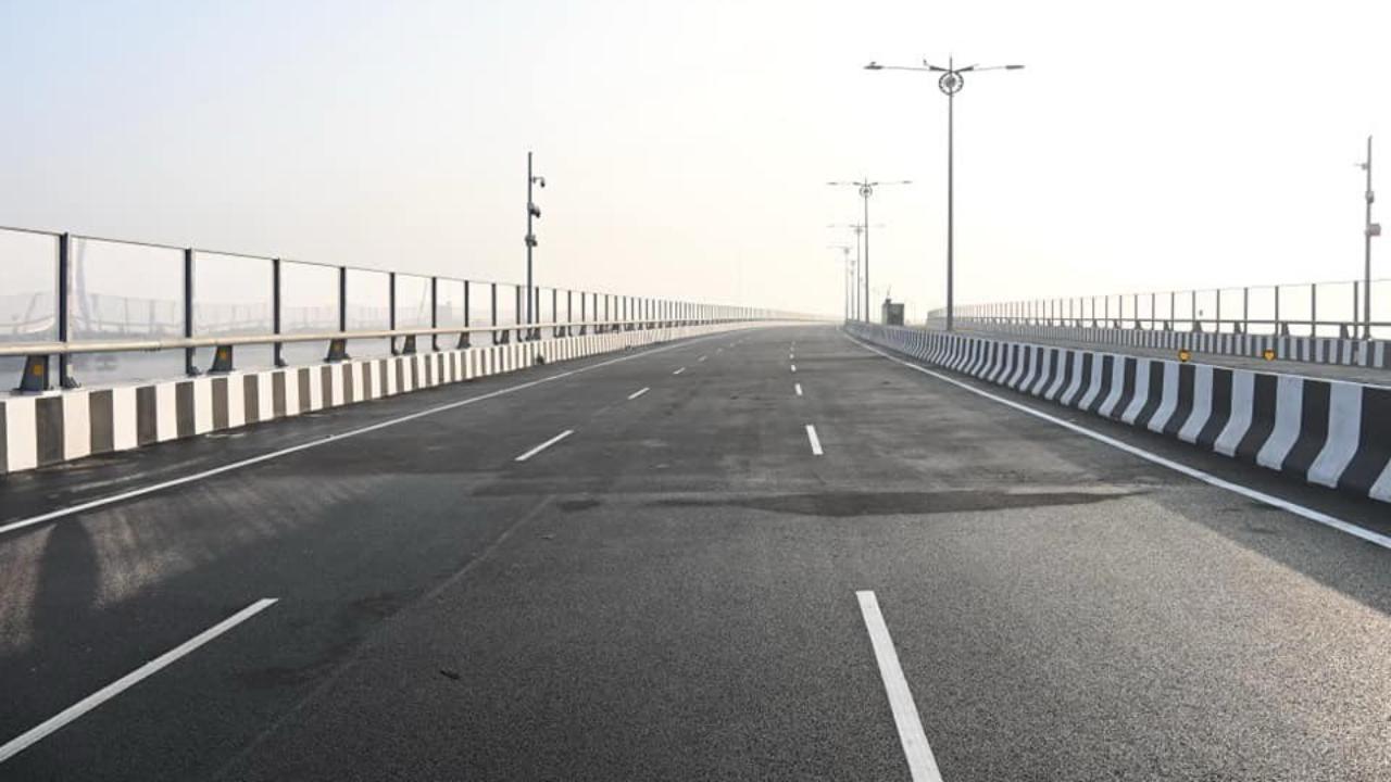 IN PHOTOS: CM Shinde visits Mumbai Trans Harbour Link, shares its first look