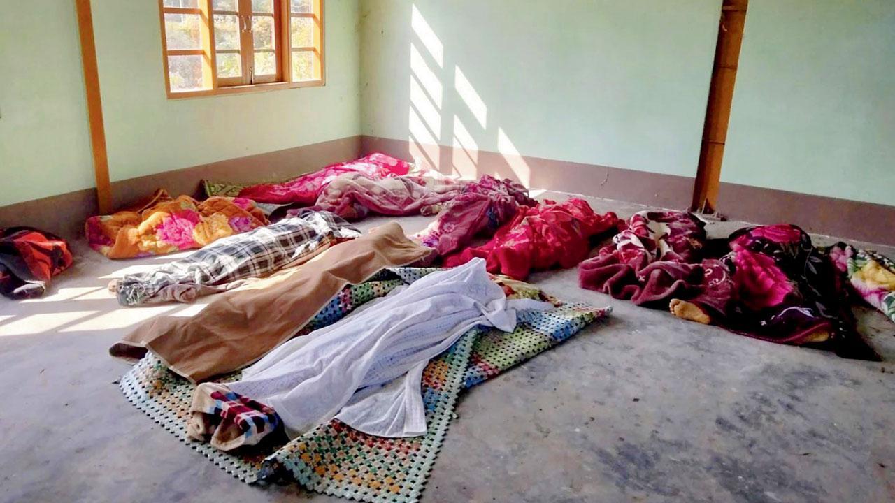 Air attack kills 17 in Myanmar