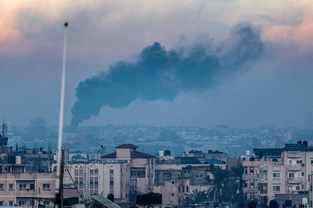 He moved to Istanbul but was forced to move from there after Israel restored relations with Turkey after the two countries had cut their ties over an IDF attack on a Gaza-bound solidarity flotilla that resulted in the deaths of nine Turkish citizens in a bloody altercation aboard a ship