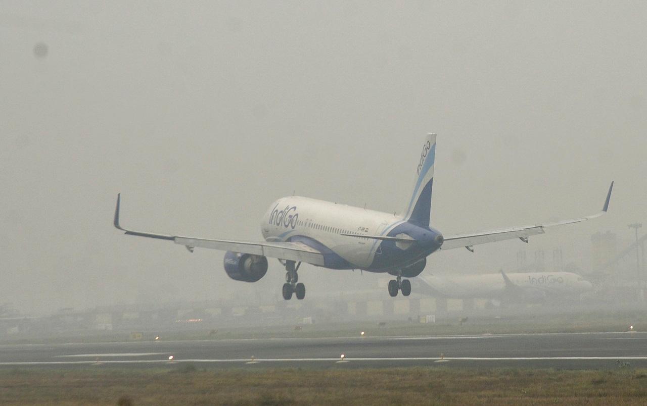 Eight flights diverted due to bad weather at Delhi airport