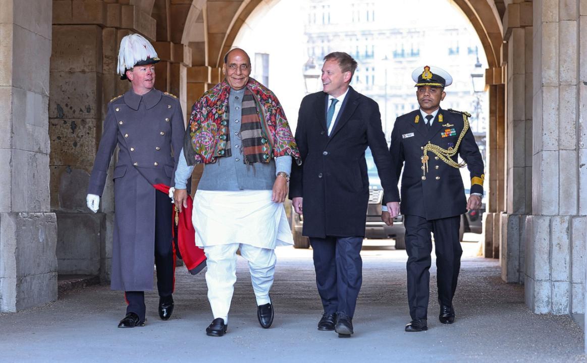 Defence Minister Rajnath Singh holds bilateral meeting with UK counterpart