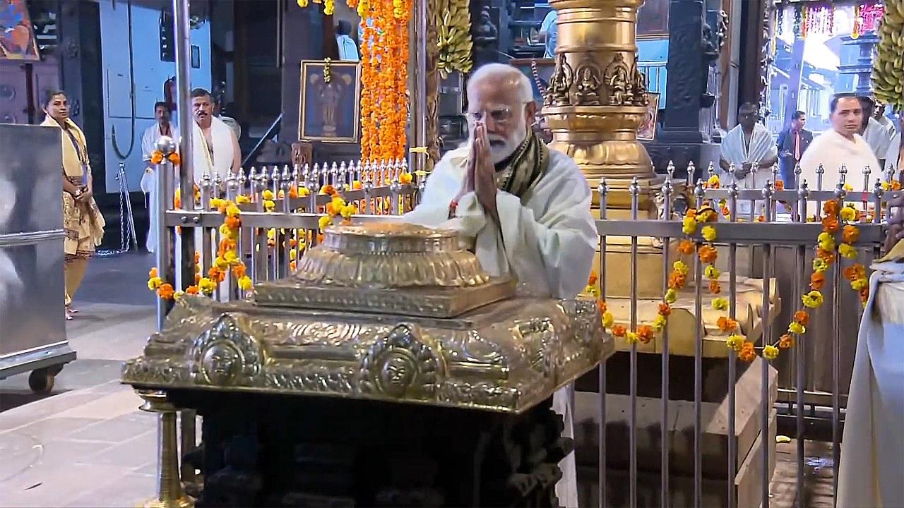 The Prime Minister, after attending the wedding ceremony of actor-turned-politician Suresh Gopi's daughter at the Lord Krishna Temple in nearby Guruvayur, offered prayers at the Sree Ramaswamy temple situated on the bank of the Karuvannur river, also known as Theevra river