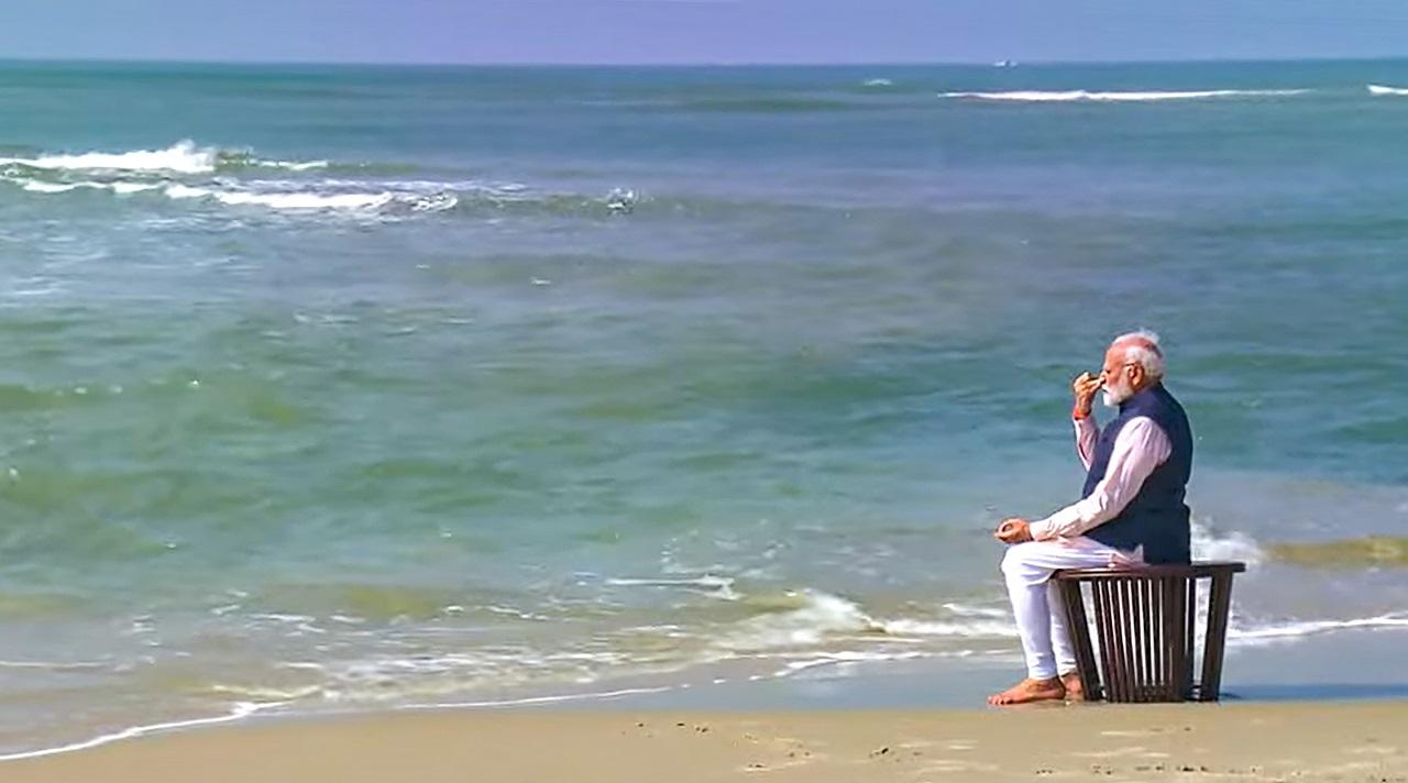 Later in the day, PM Modi will visit Sri Kothandarama Swamy temple in Rameshwaram Later in the day, PM Modi will visit Sri Kothandarama Swamy temple in Rameshwaram