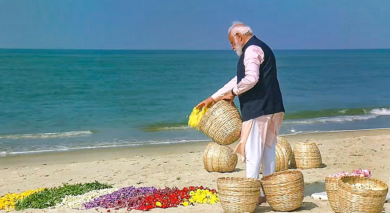 Prime Minister Modi was pictured offering a floral tribute at the Arichal Munai point Prime Minister Modi was pictured offering a floral tribute at the Arichal Munai point