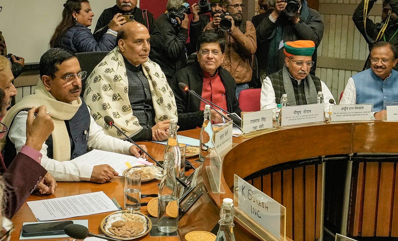 Defence Minister and Deputy Leader in the Lok Sabha, Rajnath Singh, Parliamentary Affairs Minister Pralhad Joshi and his deputy Arjun Ram Meghwal represented the government at the meet