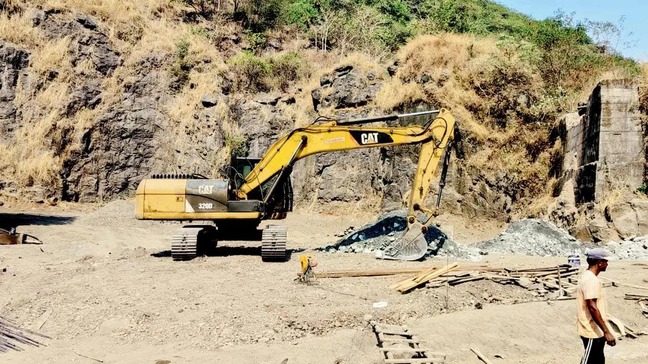 One person killed, two injured during blasting operation at quarry in Navi Mumbai