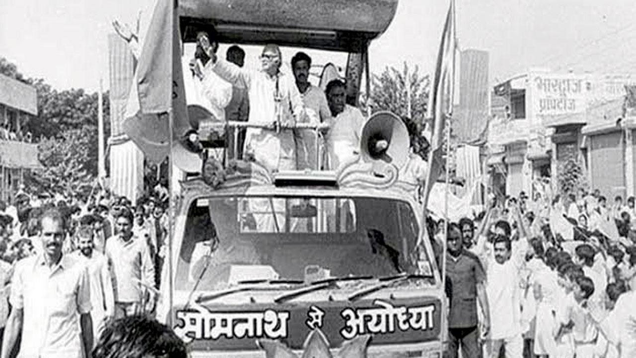 BJP leader L K Advani carrying out Rath Yatra, PM Modi was also part of the yatra; (right box) Kar Sevaks on top of Babri Masjid. Pics/Twitter