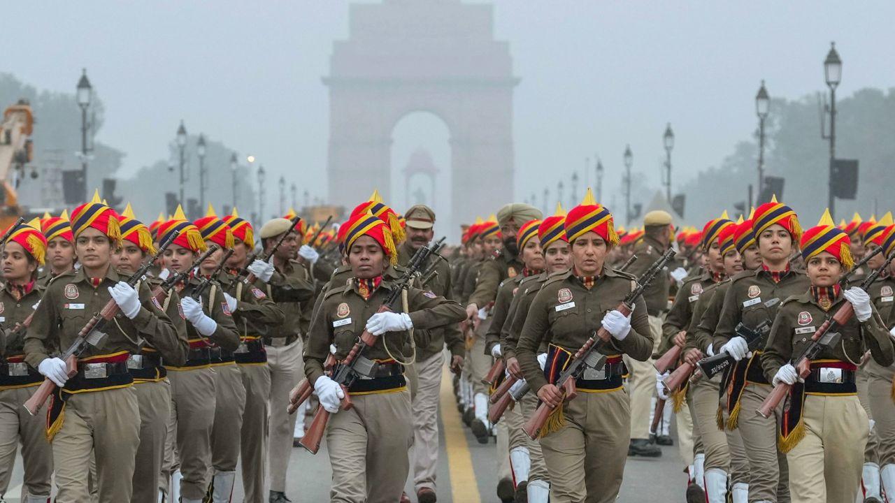 Led by Indian Police Service (IPS) officer Shweta K Sugathan, a contingent of 194 female head constables and constables are diligently practicing at the Kartyava Path in preparation for the parade.