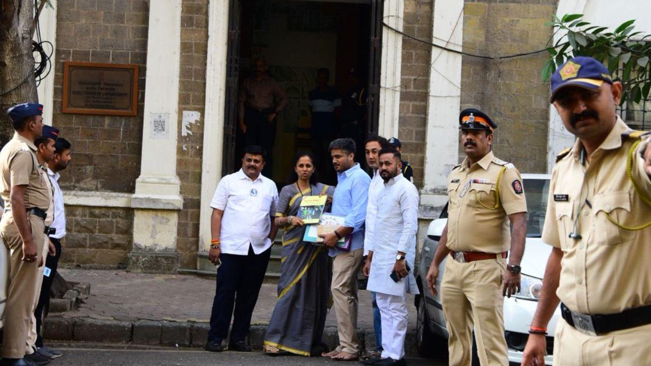Rohit Pawar sought blessings from Supriya Sule before he entered the probe agency office for questioning.