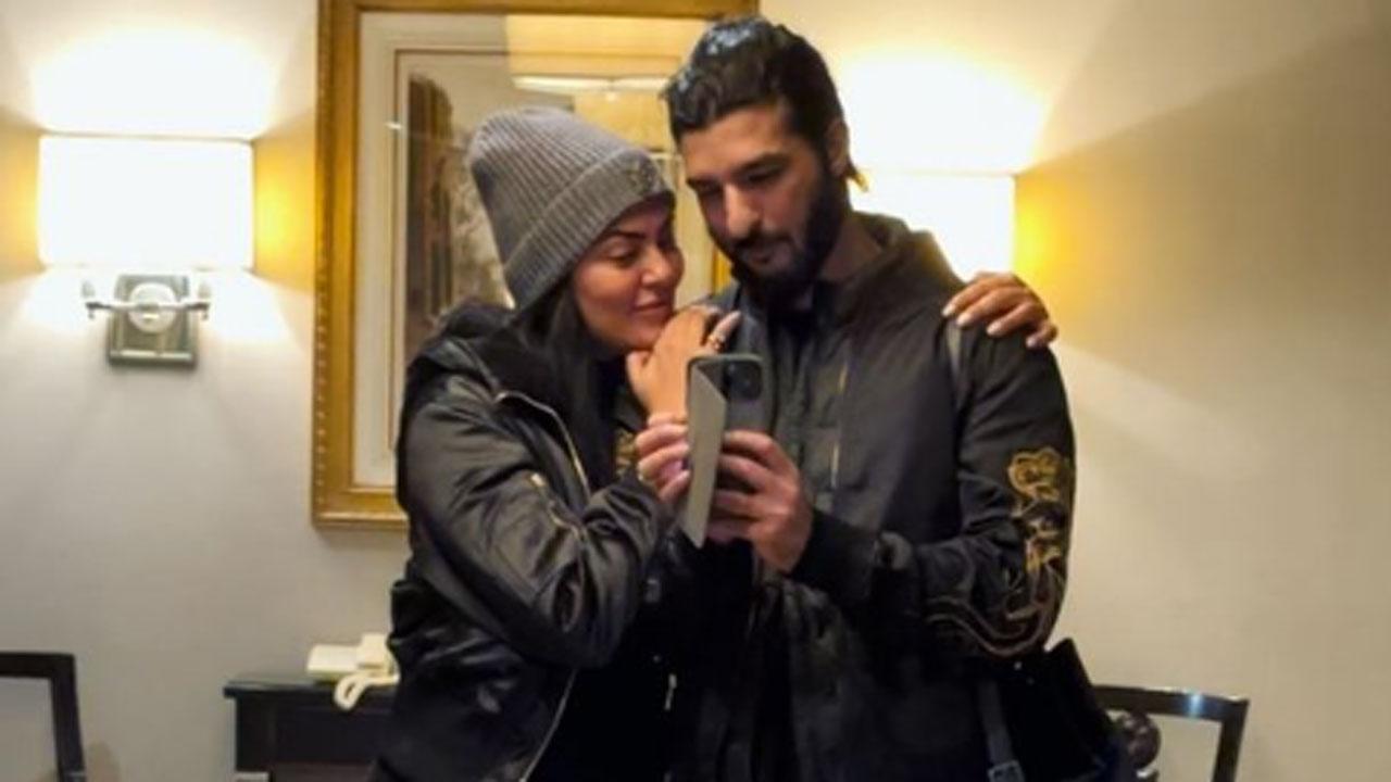 Sushmita Sen pens sweet birthday wish for ex-boyfriend Rohman Shawl