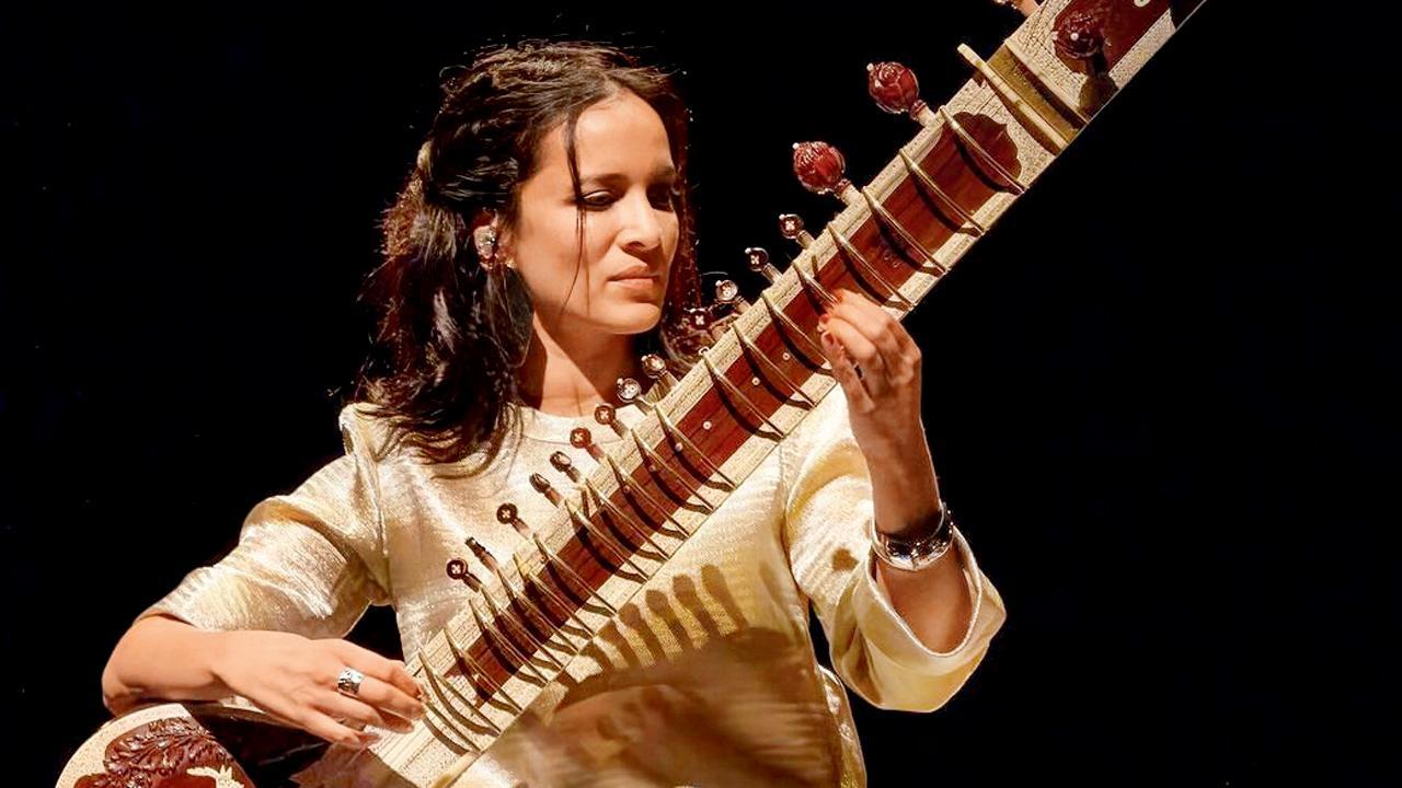 Simplicity of the sitar