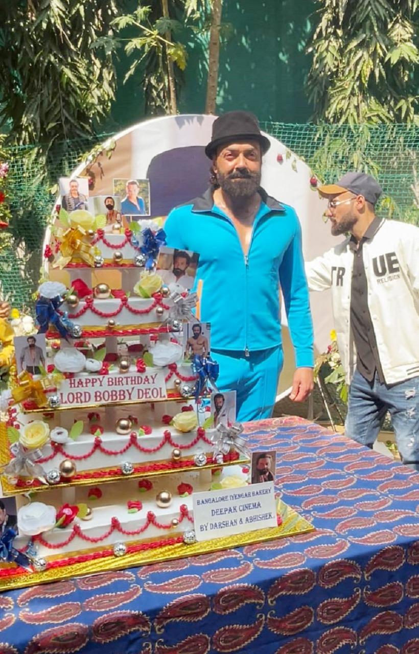 Bobby Deol cut cake with fans and paparazzi on his birthday