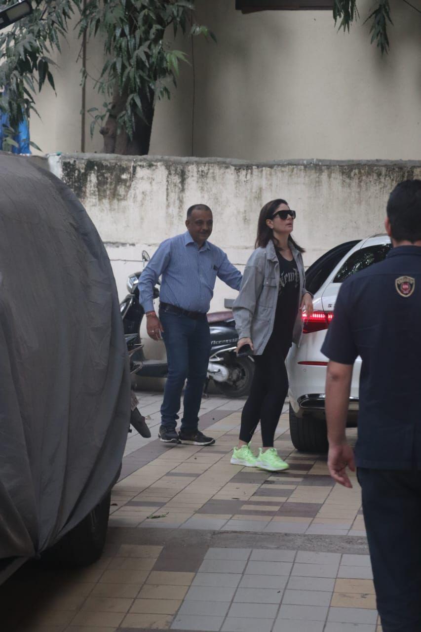 Kareena Kapoor was spotted at her residence today