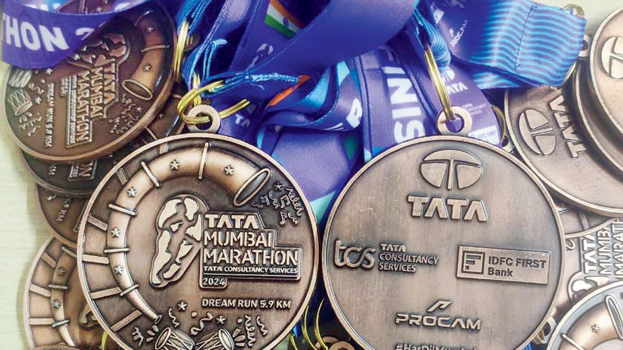 Mumbai Police nab culprits who stole 2,200 Mumbai Marathon medals