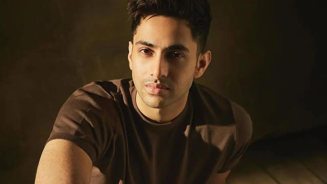 The Archies star Agastya Nanda returned to Instagram a month after the release of his debut film. He is the grandson of actor Amitabh Bachchan and nephew of actor Abhishek Bachchan. Read more