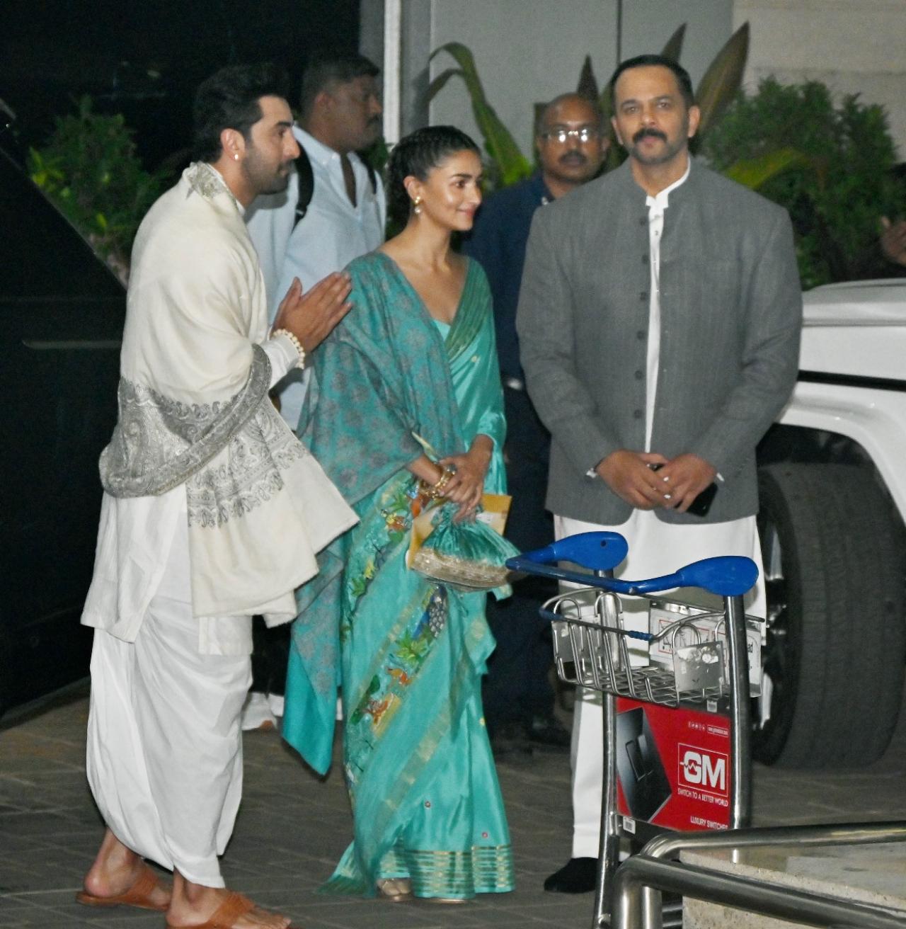 Ranbir Kapoor was accompanied by his wife and actress Alia Bhatt. The 'Highway' star wore a simple peacock green saree for the occasion. The couple was accompanied by director Rohit Shetty
