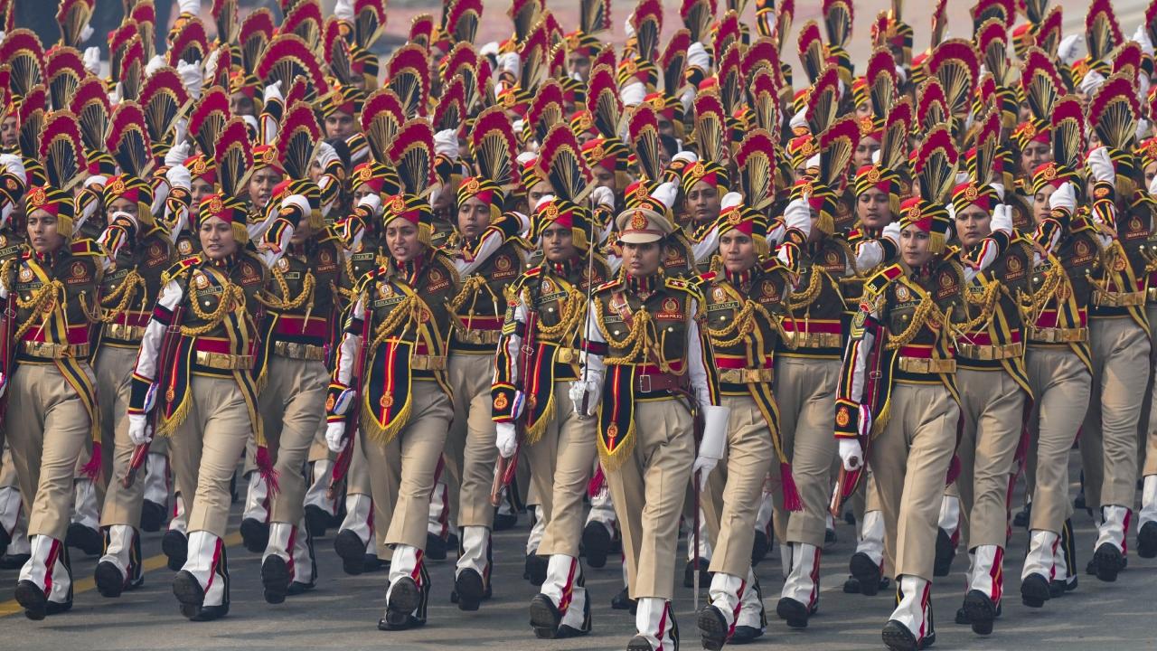 The parade commenced with President Droupadi Murmu taking the salute shortly after she and Macron, flanked by the Indian president's bodyguards, arrived at the Kartavya Path in a 'traditional buggy'