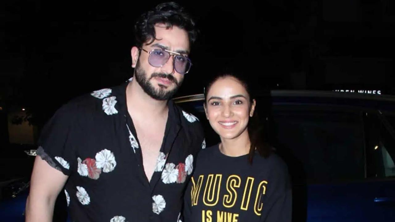 Aly Goni drops pic with his 'strength' Jasmine; Sargun Mehta calls them 'bloody cute'