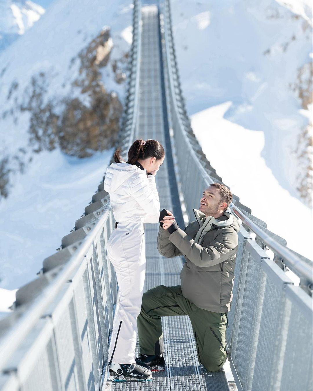 Now, the couple is officially engaged, with Ed Westwick proposing to Amy in the picturesque icy mountains of Switzerland.