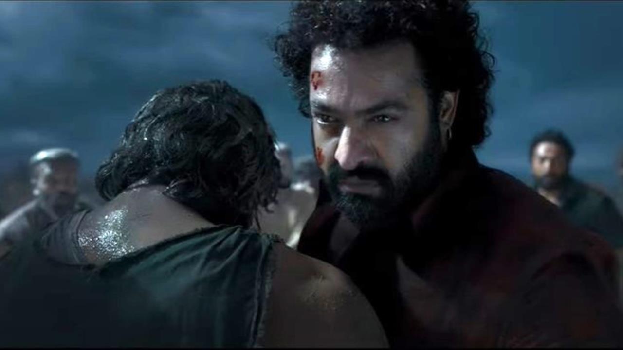 Devara Part 1
An epic action saga set against coastal lands, which briefs about rip-roaring ,emotionally charged incidents in the periodic timeline, also comprises the titular protagonist being the rescuer to deprived and fear to evildoers. Directed by Kortala Siva, the film brings together NTR Jr, Saif Ali Khan and Janhvi Kapoor in the lead