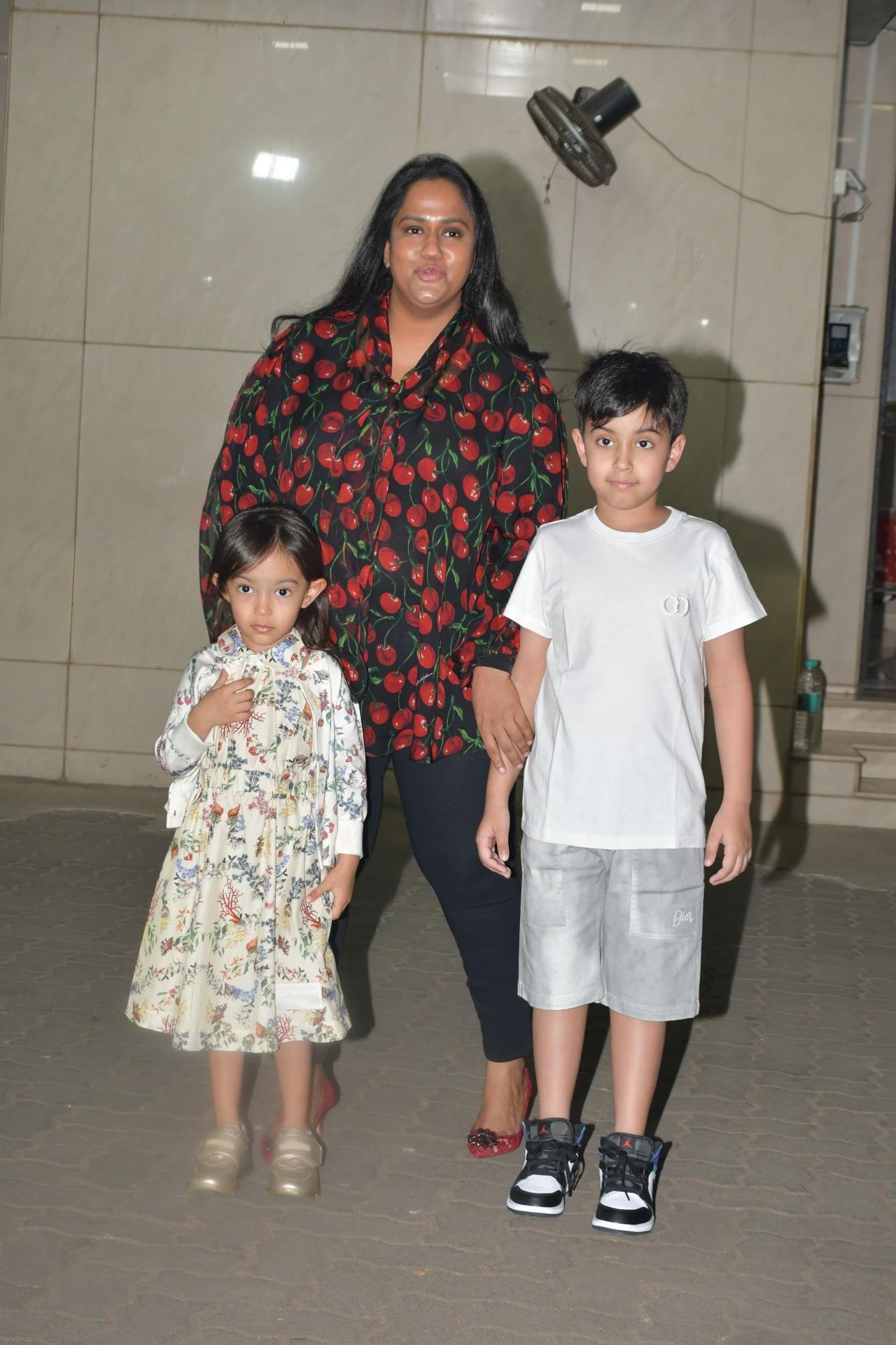 Arpita Khan Sharma arrived at the party with her two kids