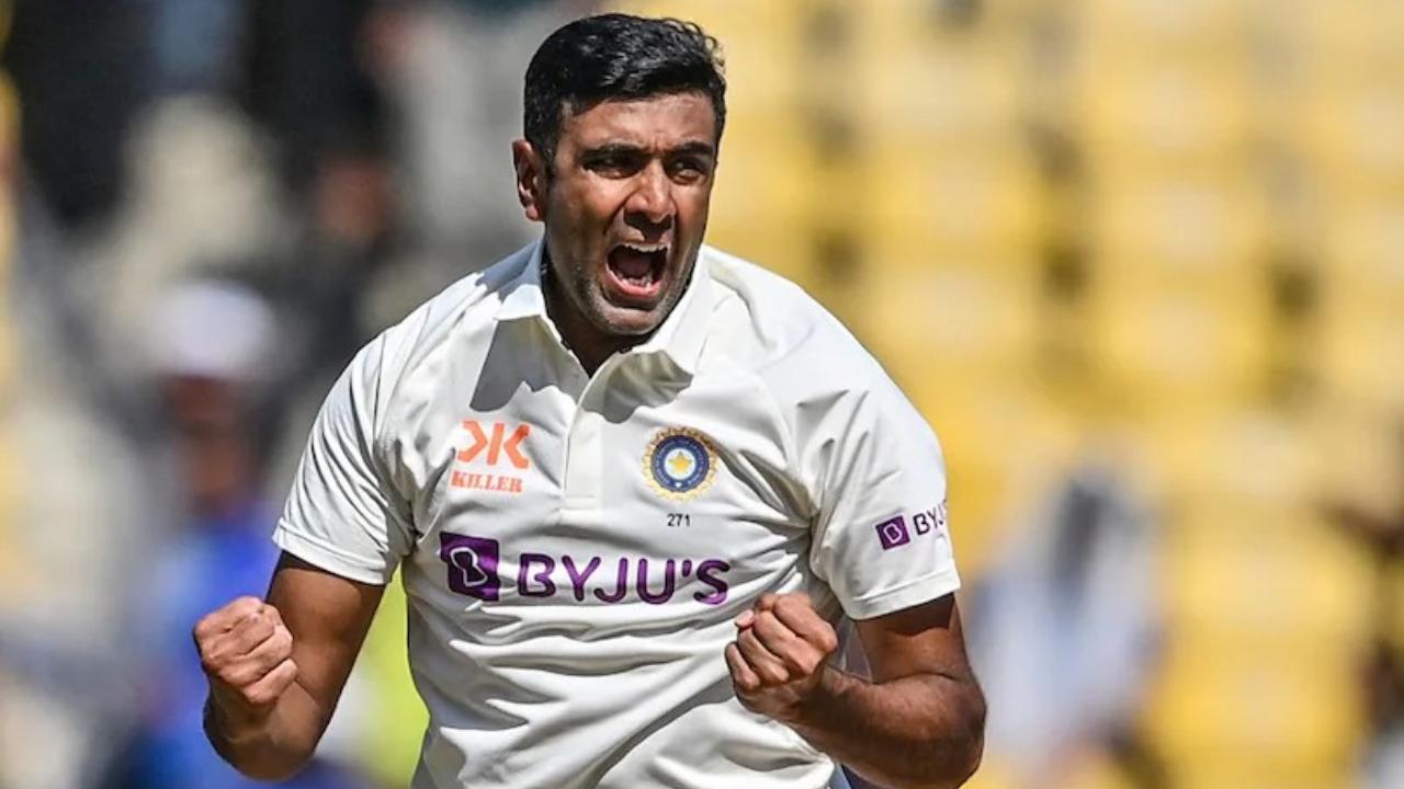South Africa
During the 3rd Test match between India and South Africa at Nagpur in 2015, the visitors registered another lowest total against India. In South Africa's first innings, except for JP Duminy (35), no other Proteas batsmen were able to convert their innings into a big one. Ravichandran Ashwin registered a five-wicket haul to his name by conceding 31 runs. South Africa lost all their wickets to a total of 79 runs against India