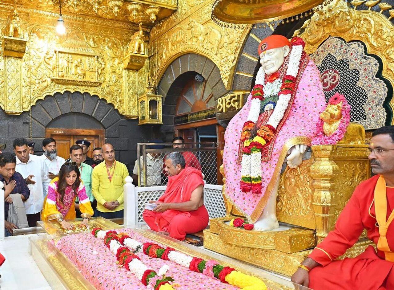 On Sunday, Shilpa Shetty Kundra visited Shirdi Sai Baba to seek his blessings. She was seen dressed in traditional and shared pictures from her visit on her Instagram handle