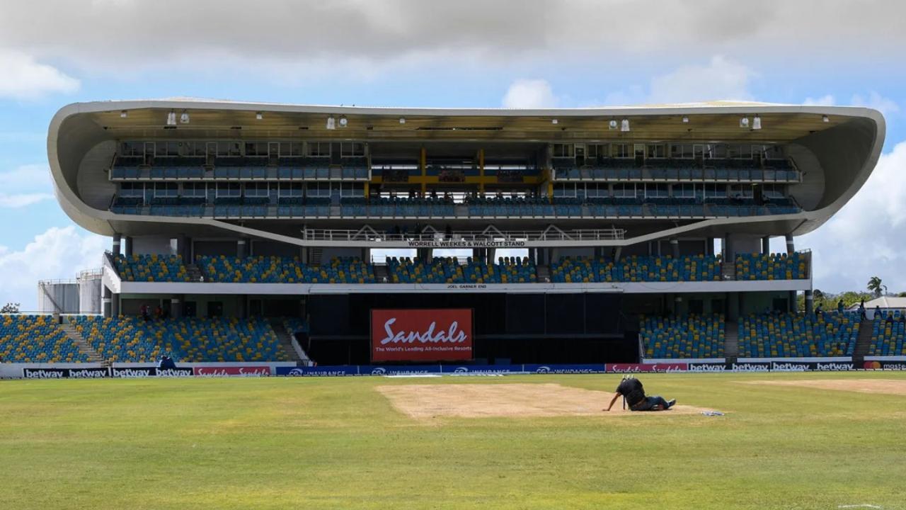 Kensington Oval
Kensington Oval a cricket stadium in Bridgetown witnessed the third shortest Test match in history. The 1935 Test match between England and West Indies lasted for only 112 overs. In the fourth innings, England successfully chased the target of 75 runs against the hosts West Indies