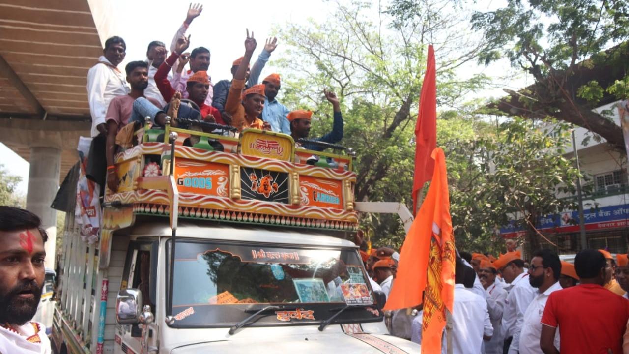 Despite the Mumbai Police issuing a notice to him denying him permission to hold a hunger strike in the city, Jarange announced on Thursday that he will reach Azad Maidan in south Mumbai on January 26