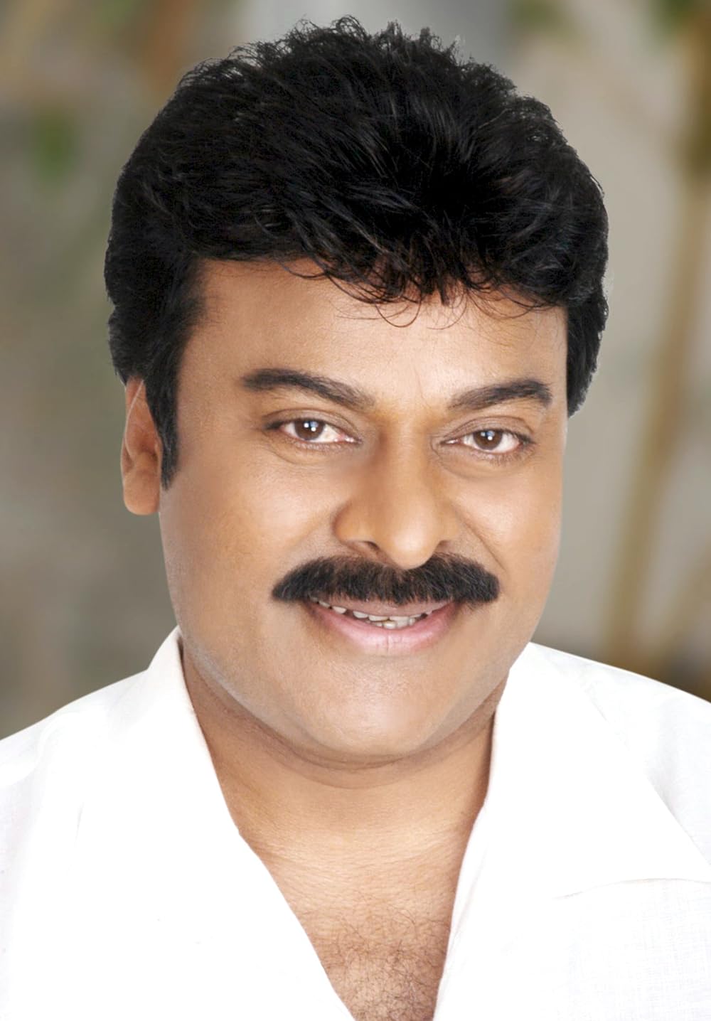 Chiranjeevi: A stalwart in Telugu cinema, Chiranjeevi's illustrious career spans four decades. From his debut in Pranam Khareedu in 1978 to over 150 films, he holds a unique status among Indian cinema stars. Chiranjeevi, a beloved actor and politician, leads the influential Konidela family, with popular actors like Pawan Kalyan and Ram Charan as part of his kin.