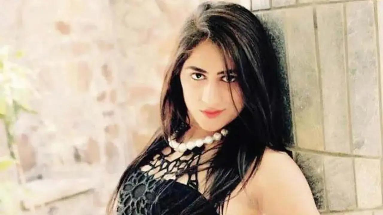 Surveillance footage from Hotel City Point revealed Singh and other accused dragging Pahuja's body through the lobby. The group fled the hotel with the body in the car's boot.
