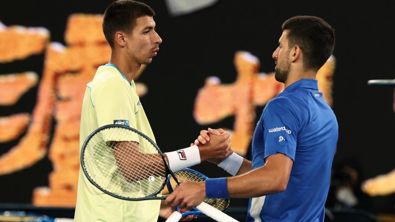 Novak Djokovic digs deep to roar into Australian Open third round