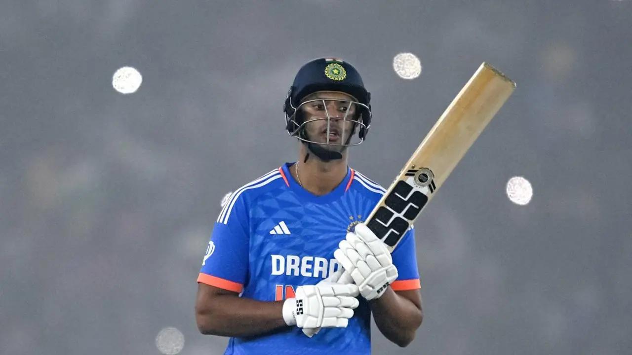 During the first T20I match between India and Afghanistan, Shivam Dube showcased an extraordinary show with the bat as well as the ball. He dismissed Afghanistan skipper Ibrahim Zadran for 25 runs. Later, while chasing the target, the left-hander smashed a fabulous 60 runs in just 40 deliveries. During his knock, he struck 2 monstrous sixes and 5 fours