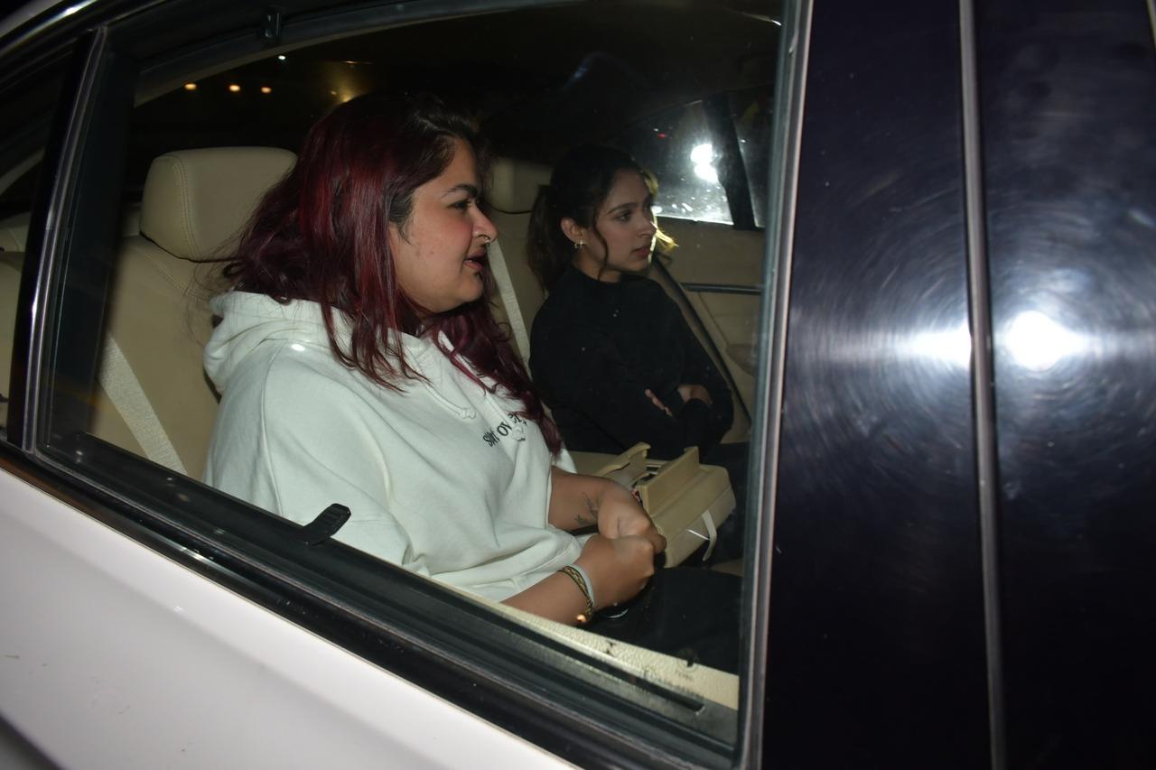 Hrithik Roshan's cousin Pashmina Roshan was also present at the screening. She will soon be making her acting debut with the film 'Ishq Vishk Rebound' 