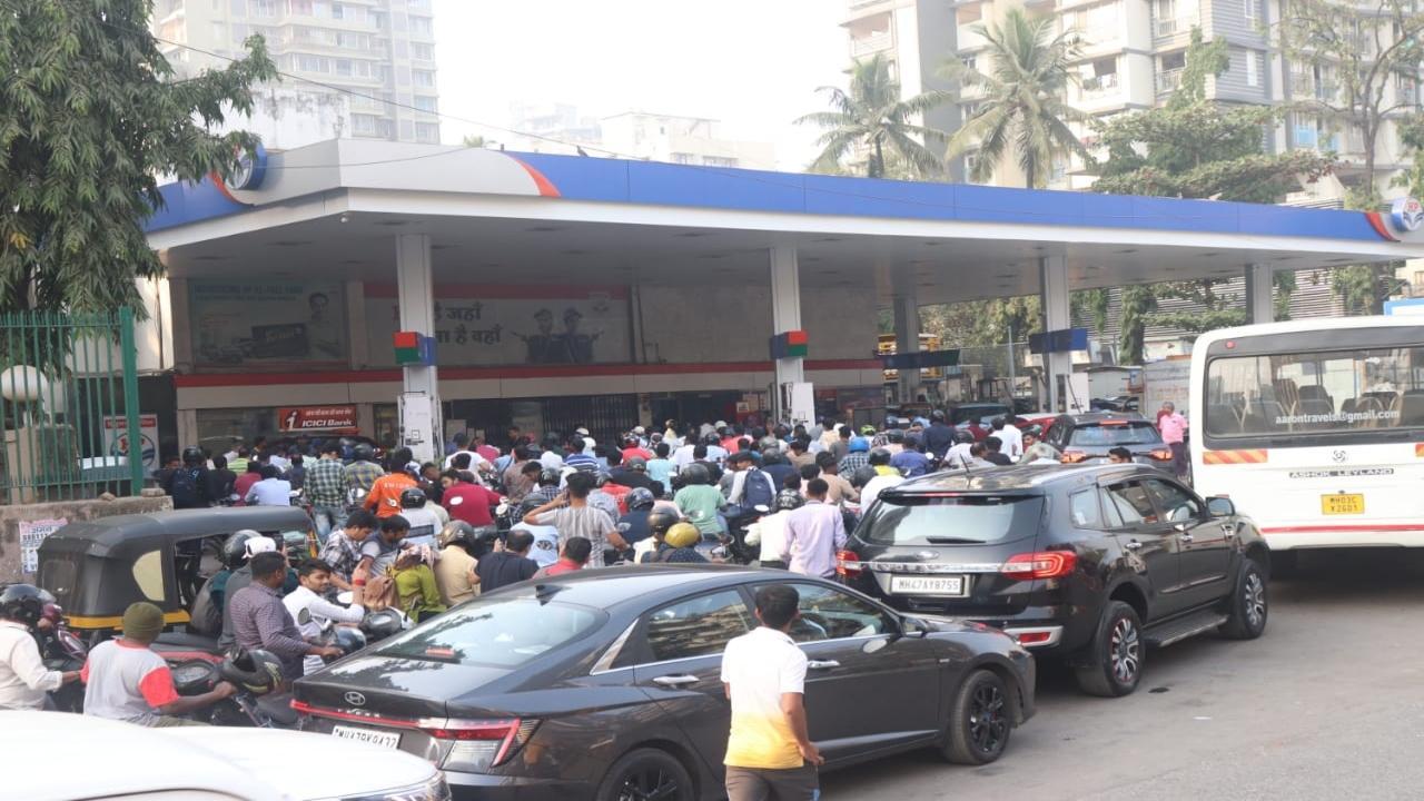 In Pics: Panic buying of fuel in Mumbai amid fear of supply shortage