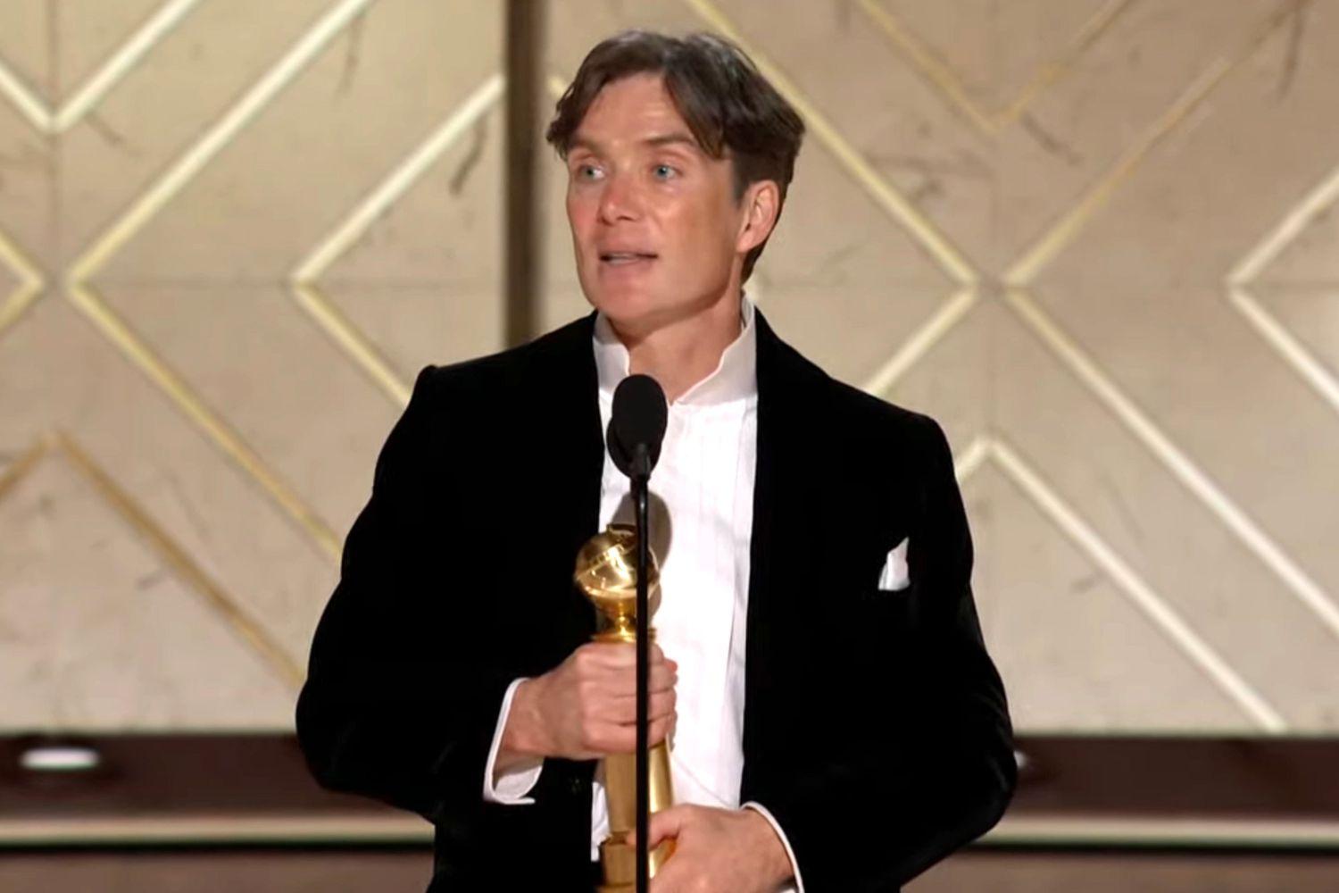 Cillian Murphy made an adorable joke upon receiving his award about his wife's lipstick still being on his nose. The clip went viral with netizens calling th actor 'loverboy'
