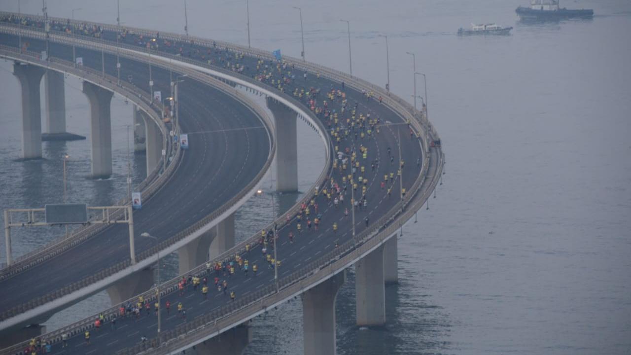 A great number of people turned out at the Bandra-Worli sea link to participate in Asia's most reputed and most followed marathon, the TATA Mumbai Marathon 