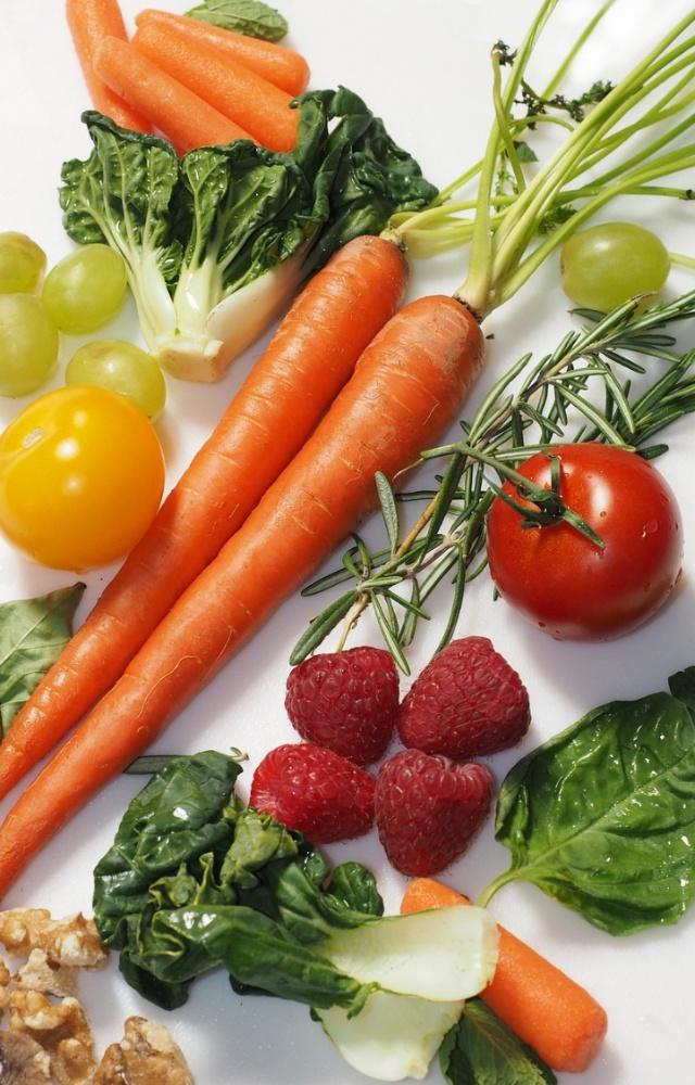 Adopt a balanced diet with a mix of macronutrients, micronutrients and fibre. Consume more whole foods and limit processed items 
