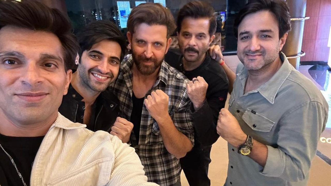Hrithik Roshan visits theatre with team 'Fighter': This is why I do what I do