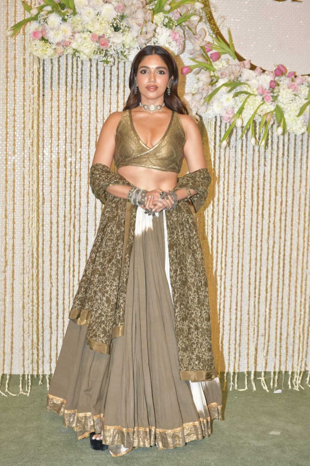 Bhumi Pednekar showed how to ace the mud brown lehenga look for a wedding night